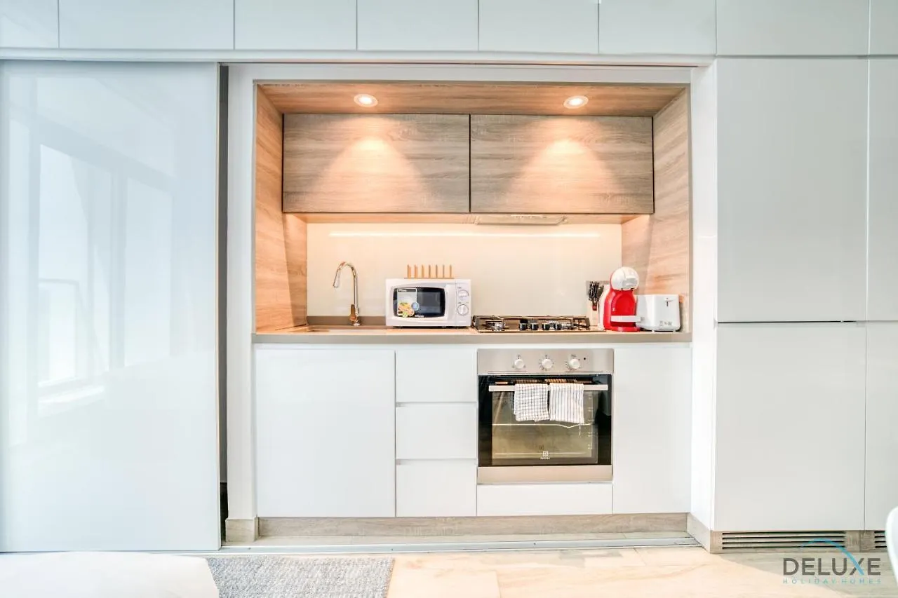 Lush Studio In Studio One Dubai Marina By Deluxe Holiday Homes 0*,