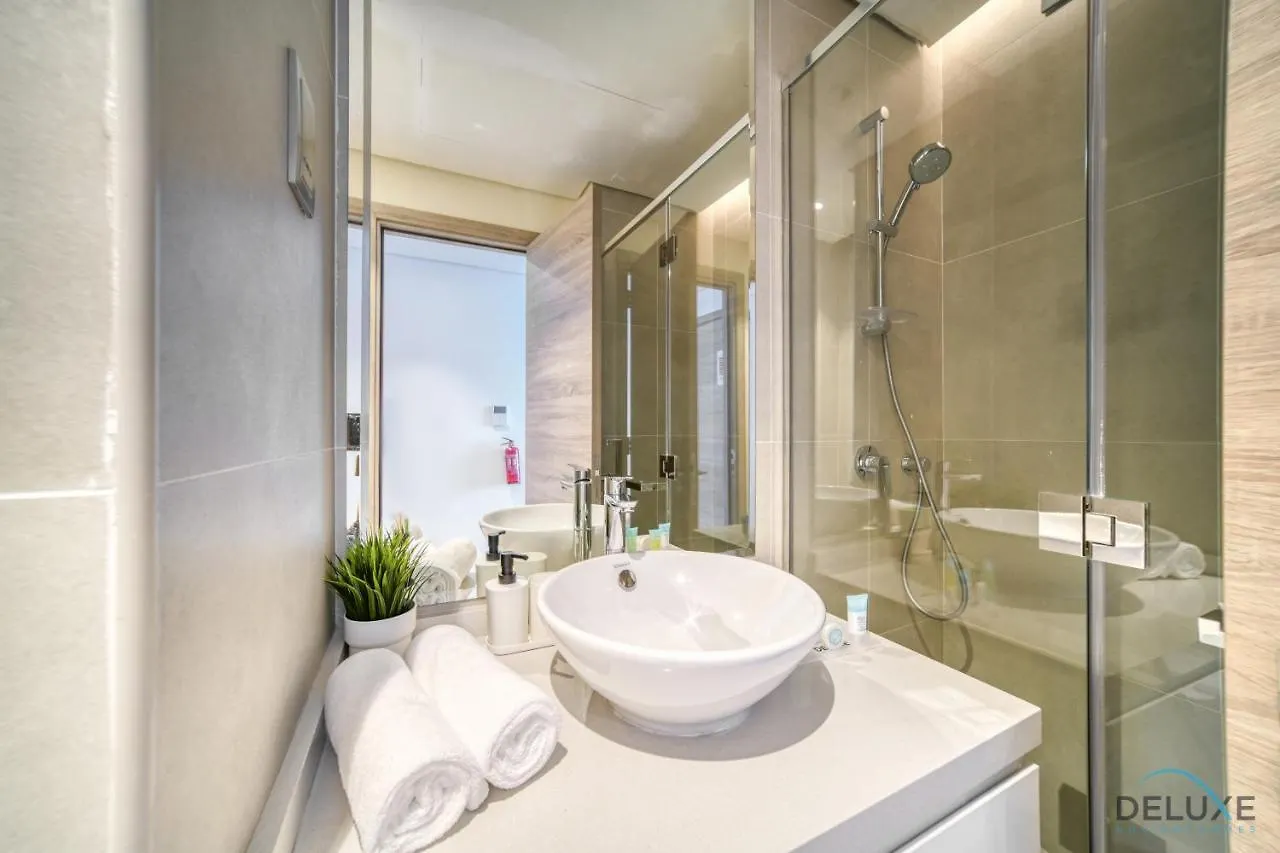 Lush Studio In Studio One Dubai Marina By Deluxe Holiday Homes United Arab Emirates